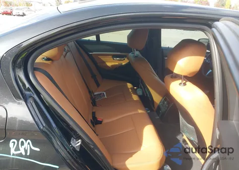 2018 BMW 330I xDrive z USA, uszkodzony, nr VIN WBA8D9G58JNU67004